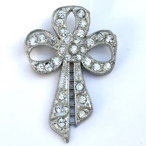 Antique Late 1800’s Early 1900’s Brooch Rhinestones C Clasp Silver Tone